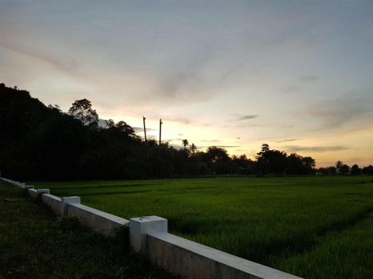 Halcyon Days @ Langkawi Apartment ปันไตเจอนัง ภายนอก รูปภาพ
